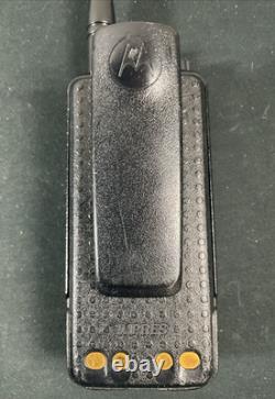 Motorola XPR3300e UHF Two Way Radio Walkie Talkie AAH02RDC9VA1AN With Antenna