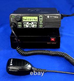 Motorola XPR4550 Radio? UHF 450-512 MHz 40W AAM27TRH9LA1AN / AAM27TRH9LA1