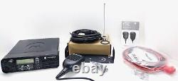 Motorola XPR4550 UHF 450-512 Mobile Two-Way Radio AAM27TRH9LA1AN & ACCESSORY KIT