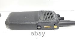 Motorola XPR6350 UHF AAH55QDC9LA1AN Two Way Radio with Battery