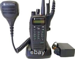 Motorola XPR6550 MOTOTRBO UHF 403-470 MHz Digital Two-Way Radio AAH55QDH9LA1AN