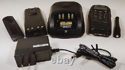 Motorola XPR6550 MOTOTRBO UHF 450-512 MHz TDMA DMR Two Way Radio AAH55TDH9LA1AN