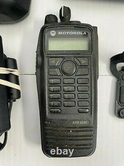 Motorola XPR6580 AAH55UCH9LB1AN 800 / 900 mhz Portable Two Way Radio PrivacyPlus