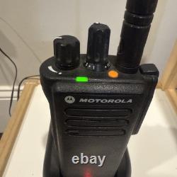 Motorola XPR7380 800/900MHz MOTOTRBO Two-Way Radio AAH56UCN9KB1AN with Battery