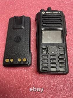 Motorola XPR7580E TWO WAY radio AAH56UCN9WB1AN / W BATTERY /NO ANTENNA