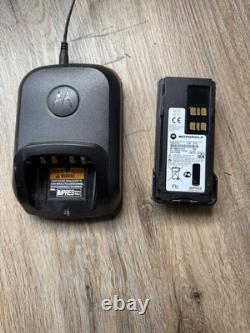 Motorola XPR 3500e UHF Two-Way Radio Complete Kit Charger Included + Mic