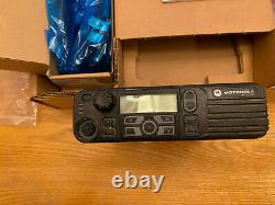 Motorola XPR 4550 Two Way Radio