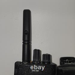 Motorola XPR 7550 UHF Two-Way Radio AAH56RDN9KA1AN Needs Updates & Reprogram
