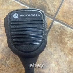 Motorola XPR 7550e TWO WAY RADIO AAH56RDN9RA1AN W / Battery Antenna Mic & Clip