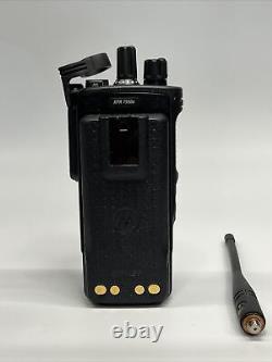 Motorola XPR 7550e UHF Two-Way Radio AAH56RDN9WA1AN With Antenna/Battery