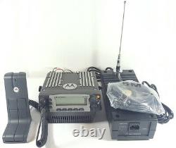Motorola XTL5000 UHF 380-470 MHz Base Station P25 Digital Radio M20QSS9PW1AN XTL