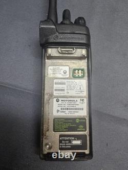 Motorola XTS2500 136-174 MHz VHF Two Way Radio H46KDD9PW5BN w Charger