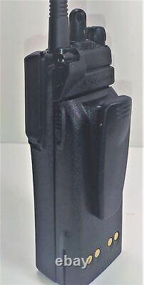 Motorola XTS2500 Model III 700/800 MHz P25 Digital Two-Way Radio H46UCH9PW7BN