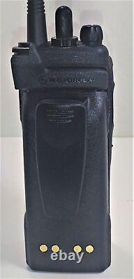 Motorola XTS2500 Model III 700/800 MHz P25 Digital Two-Way Radio H46UCH9PW7BN