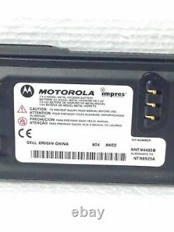 Motorola XTS3000 800 MHz Two way radio H09UCC9PW5BN withAntenna/Battery/NO AC