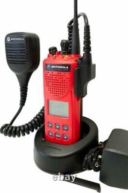 Motorola XTS3000 Model II 800 MHz Smartzone Digital Two Way Radio H09UCF9PW7BN