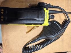 Motorola XTS5000R H18UCF9PW6AN 800MHz Two Way Radio ASTRO P25 Battery Antenna