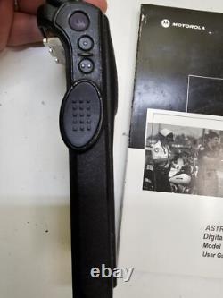 Motorola XTS5000 136-174 MHz VHF P25 Two Way Radio H18KEF9PW6AN w Charger