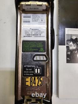 Motorola XTS5000 136-174 MHz VHF P25 Two Way Radio H18KEF9PW6AN w Charger