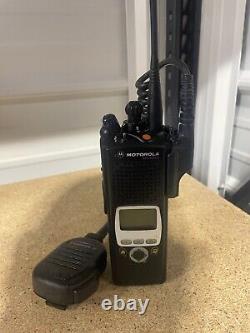 Motorola XTS5000 II 700 / 800Mhz P25 Two Way Radio H18UCF9PW6AN