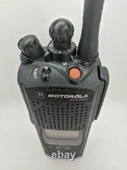Motorola XTS5000 UHF 380-470 MHz Digital P25 Encryption DES-XL/OFB Radio Tested