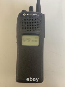 Motorola XTS 2500 Mod 1.5 UHF R2 450-520 MHz portable P25 Two Way Radio XTS2500