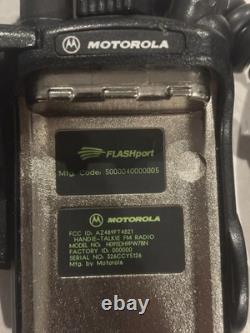 Motorola XTS 3000 Model II Digital Radio Bundle With Charger & Mic TESTED