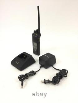 Motorola XTS 5000 H18UCF9PW6AN Two Way Radio with Charging Base & Ac Adapter