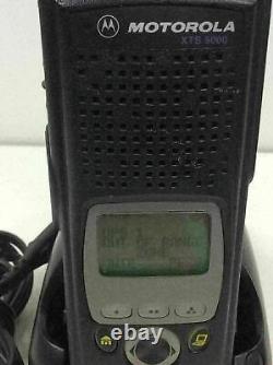Motorola XTS 5000 II P25 Two Way Radio 800mhz H18UCF9PW6AN +Charger/Battery/Ante