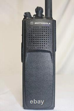 Motorola XTS 5000 Model I Portable Two-Way Radio VHF 136-174 MHz H18KEC9PW5AN