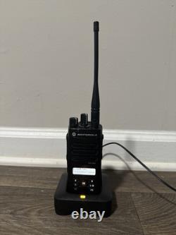 Motorola Xpr 3500e UHF Pre-Owned Starter Pack Single Radio Kit Working