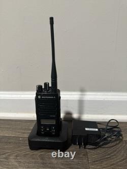 Motorola Xpr 3500e UHF Pre-Owned Starter Pack Single Radio Kit Working