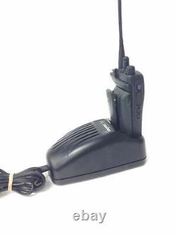 Motorola Xts1500 H66ucd9pw5bn Two Way Radio 800mhzwithCharger/Antenna/Battery/Clip