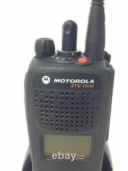 Motorola Xts1500 H66ucd9pw5bn Two Way Radio 800mhzwithCharger/Antenna/Battery/Clip