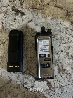 Motorola xts 50000R Two Way Radio, WithOut ANTENNAUHF Output + More Motorola xts 50000R Two Way Radio, WithOut ANTENNAUHF Output + More