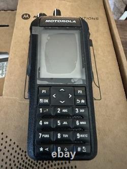 NEW Motorola R7 Two-Way Digital Radio UHF MHz AAH06RDN9RA1AN