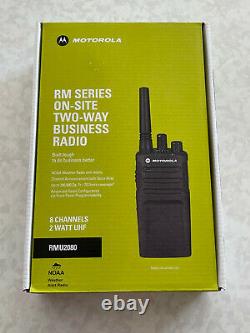 NEW Motorola RMU2080 Two-Way Radio for Business 8-Channel UHF 2-Watt Non-Display