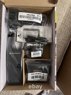 NEW Motorola RM Series On Site Two Way Business Radio 5 Ch 2 watt RMM2050