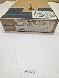 NEW in BOX Motorola CP200XLS AAH50RDF9AA5AN UHF 438-470 MHz Two Way Radio