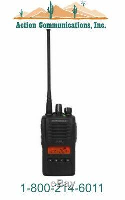 New Motorola Vx-264-d0-5, Vhf 134-174 Mhz, 5 Watt, 128 Channel Two Way Radio