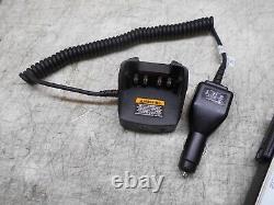 Nice Motorola XPR 7550e Two-Way Radio with Battery & Auto-Charger AAH56RDN9RA1AN