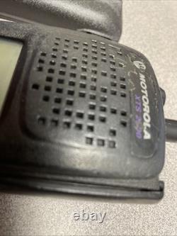 ORIGINAL MOTOROLA XTS 2500 H46UCH9PW2BN TWO WAY Radio withBATTERY