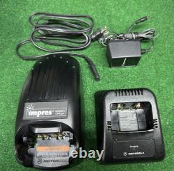 Pair Of Motorola HT1000 16 Channel 4 Watt UHF/GMRS Two Way Radios