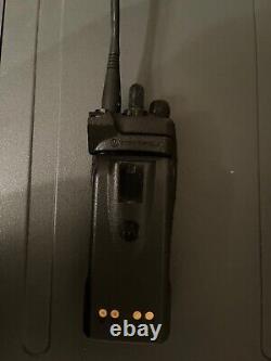Pre Owned Motorola XTS2500 Two Way Radio H46UCH9PW7BN