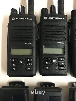 Qty5 Motorola MOTOTRBO XPR3500e UHF AAH02RDH9VA1AN Two Way Radios w Chargers