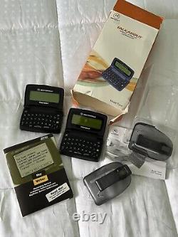 RARE (2) Motorola Talkabout Two Way Pager T900 BLACK Arch Wireless Original box