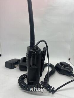 RDV2080d Motorola Two Way Radio 7 Channels with Dock, Adapter, HMN9026E Working