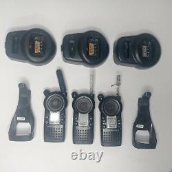 READ Lot of Three Motorola CLS1410 Professional Two Way Radio Walkie Talkie