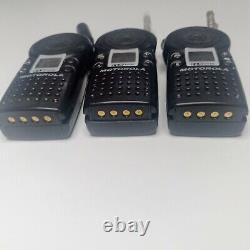 READ Lot of Three Motorola CLS1410 Professional Two Way Radio Walkie Talkie