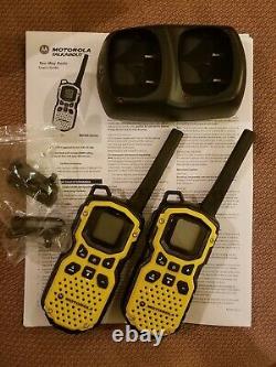 Set of 2 Motorola Talkabout MS350R Two Way Radio